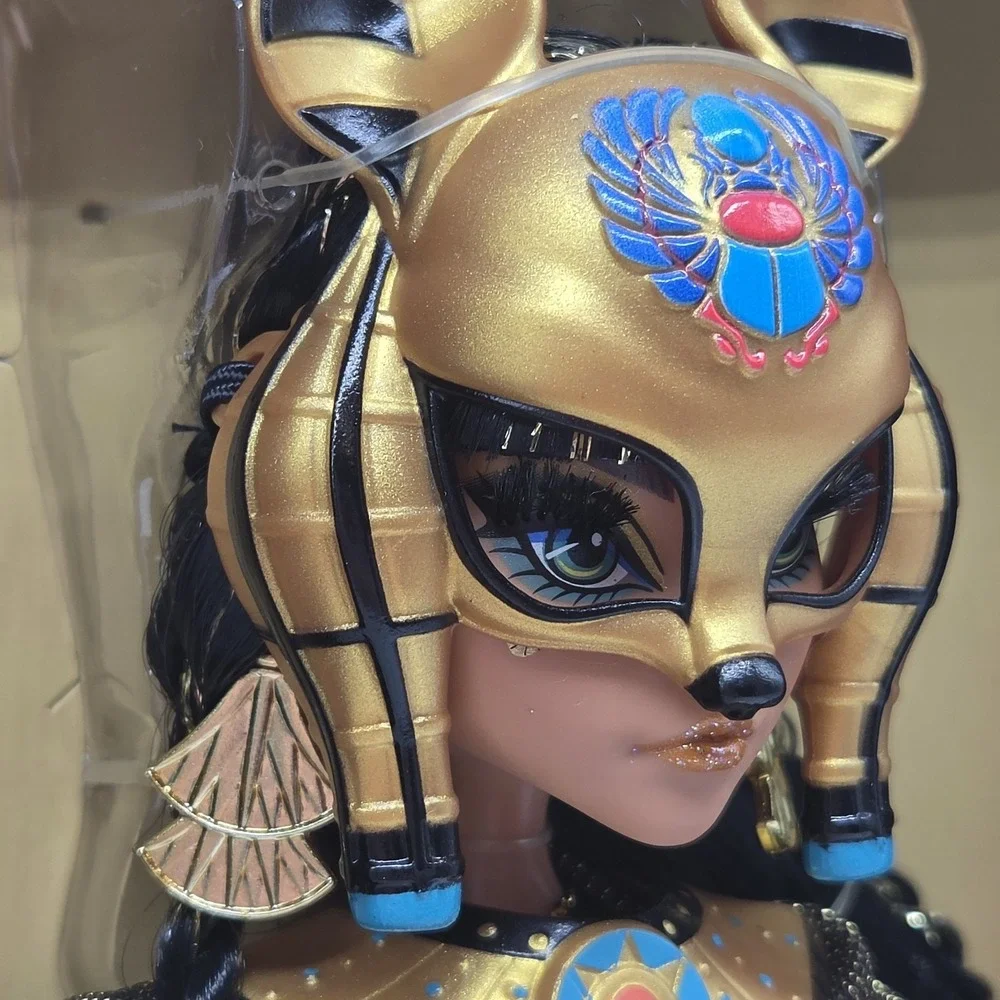 NEW Monster High Cleo de Nile Haunt Couture Midnight Runway Doll Mattel Shipper